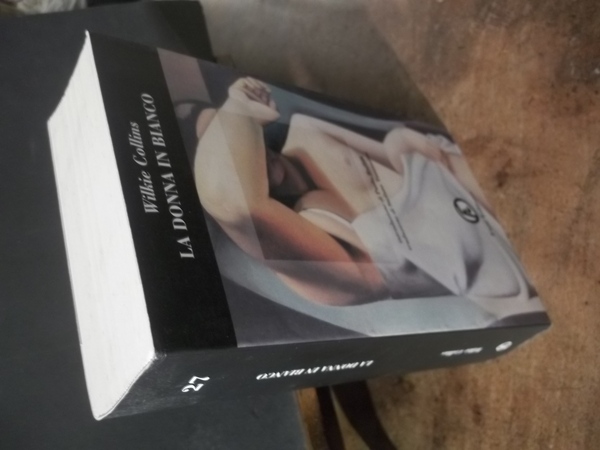LA DONNA IN BIANCO