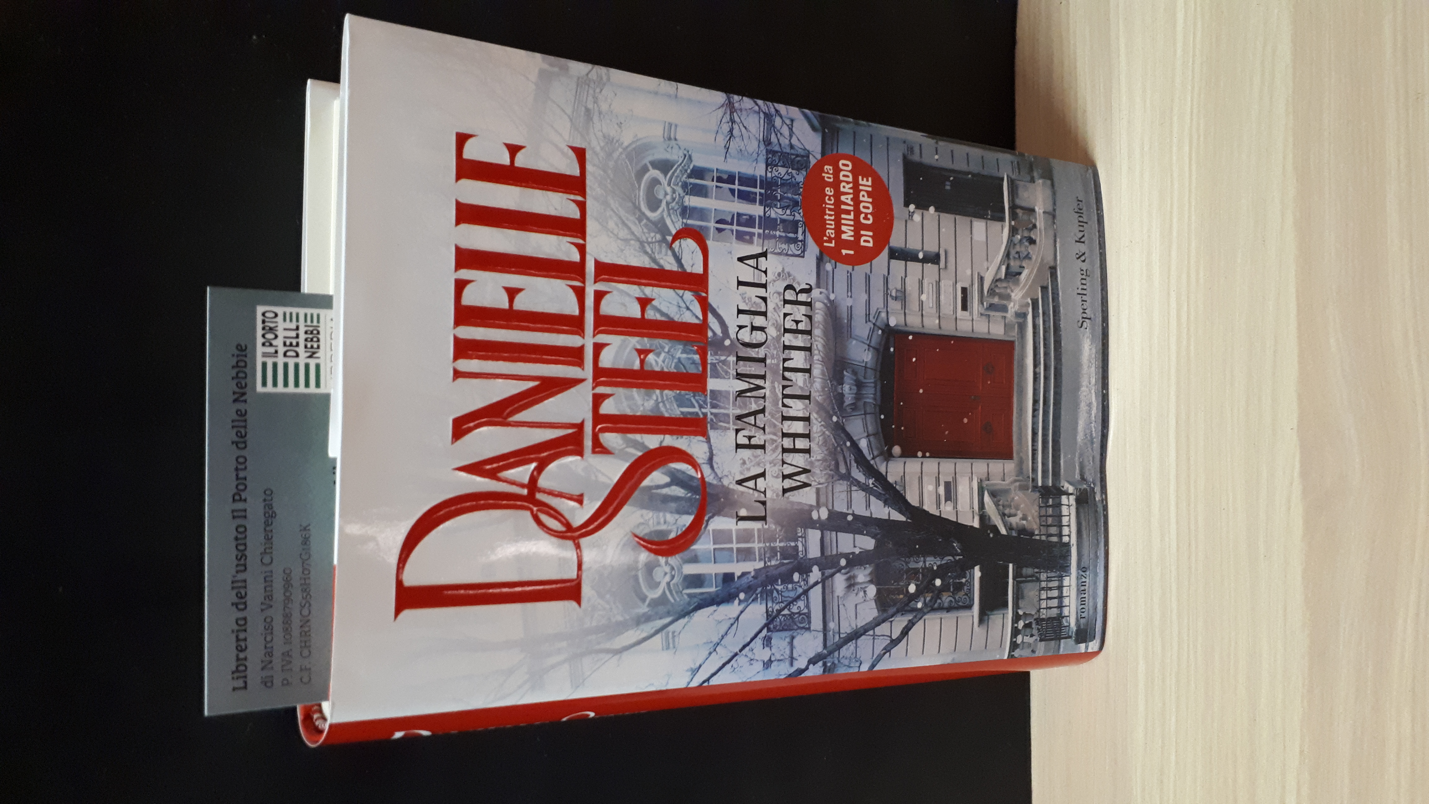 LA FAMIGLIA WHITTIER DANIELLE STEEL