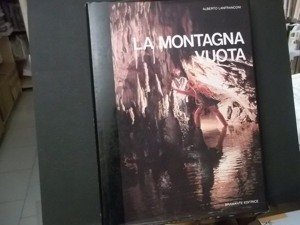 LA MONTAGNA VUOTA