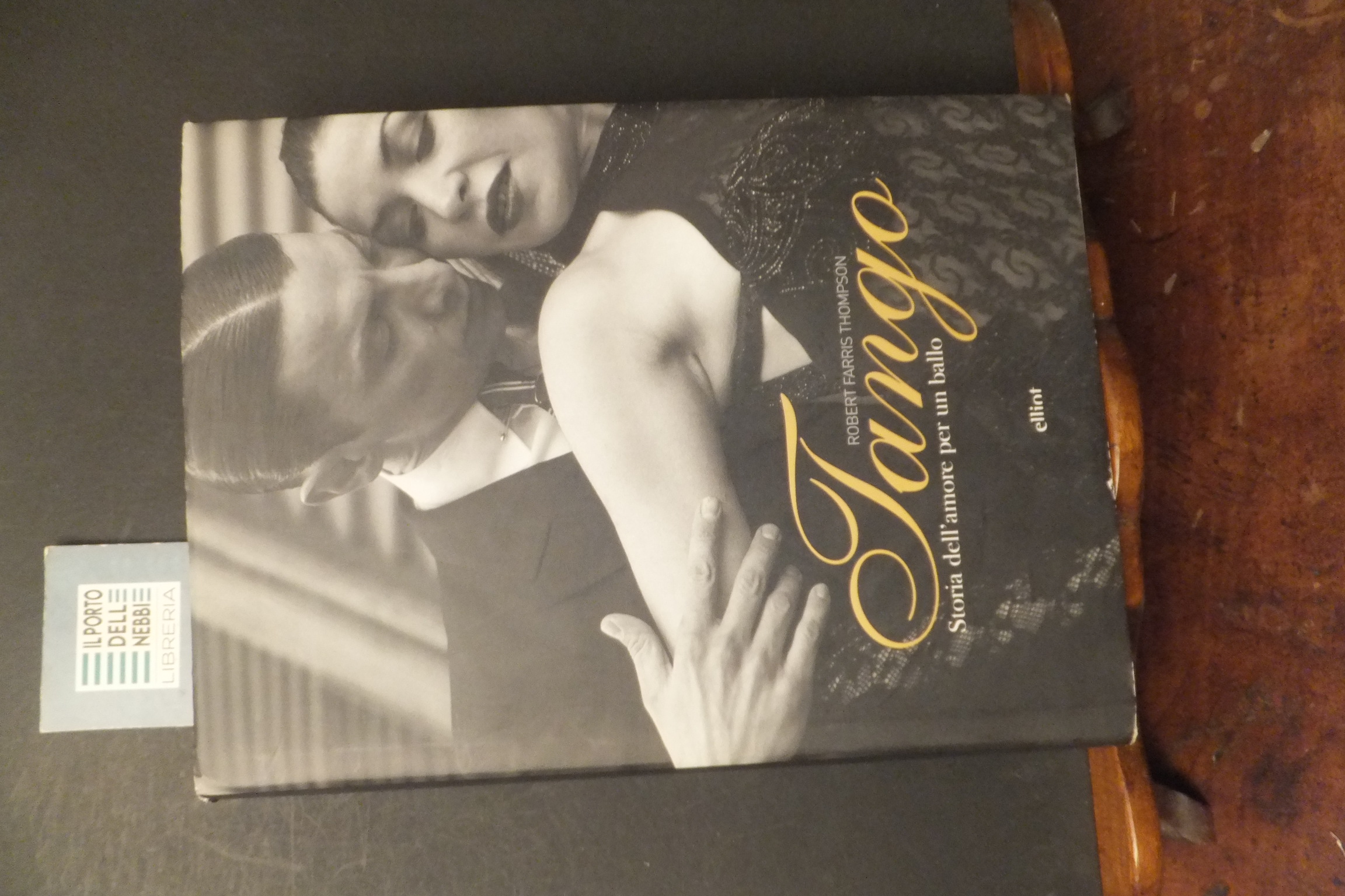 TANGO STORIA DELL'AMORE PER UN BALLO R. F. THOMPSON