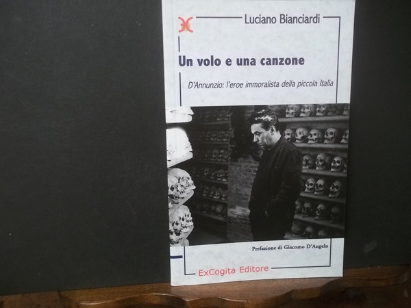 UN VOLO E UNA CANZONE