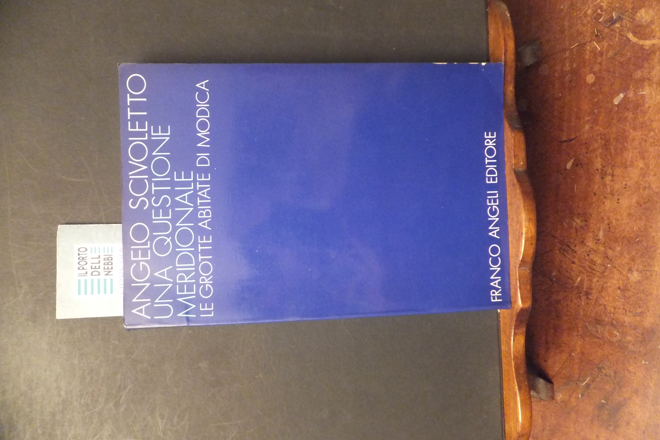 UNA QUESTIONE MERIDIONALE LE GROTTE DI MODICA ANGELO SCIVOLETTO