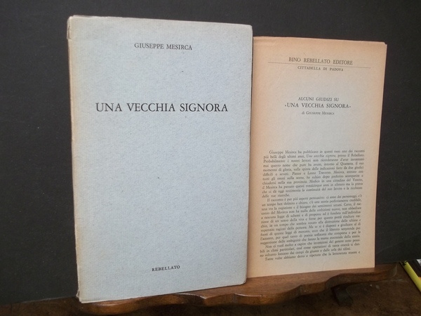 UNA VECCHIA SIGNORA