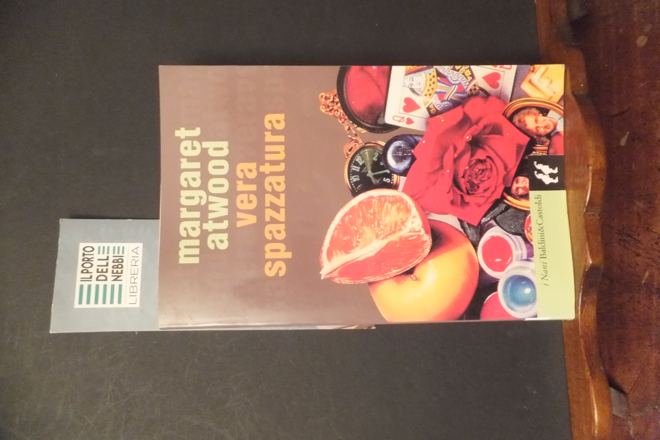 VERA SPAZZATURA MARGARET ATWOOD