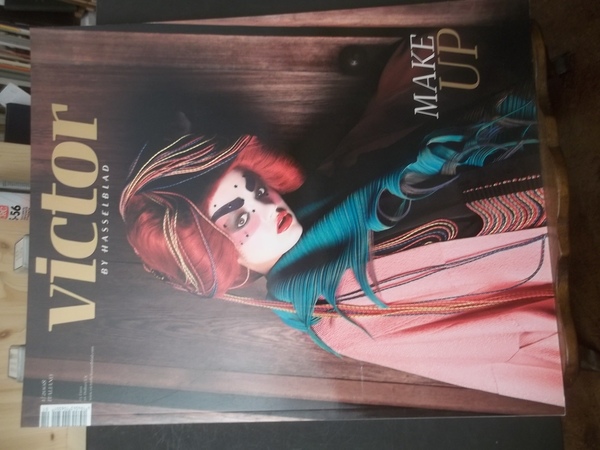 VICTOR BY HASSELBLAD MAKE UP