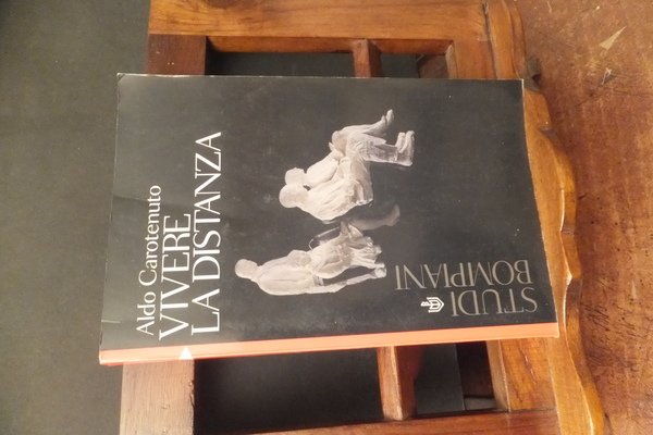 VIVERE LA DISTANZA