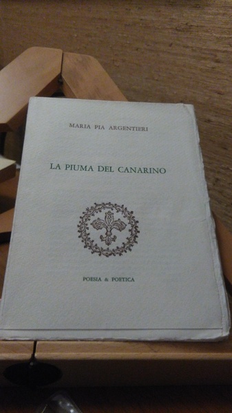 LA PIUMA DEL CANARINO