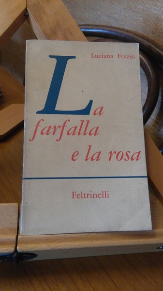 LA FARFALLA E LA ROSA