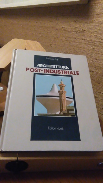 ARCHITETTURA POST-INDUSTRIALE