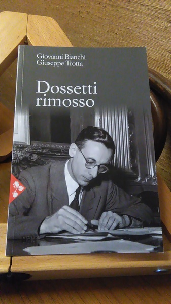 DOSSETTI RIMOSSO