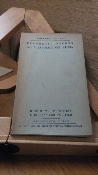 DOCUMENTI INTORNO ALLA RIVOLUZIONE RUSSA