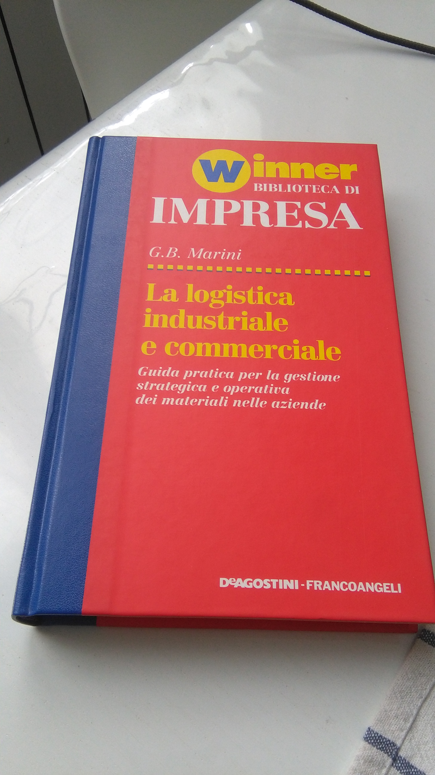 LA LOGISTICA INDUSTRIALE E COMMERCIALE