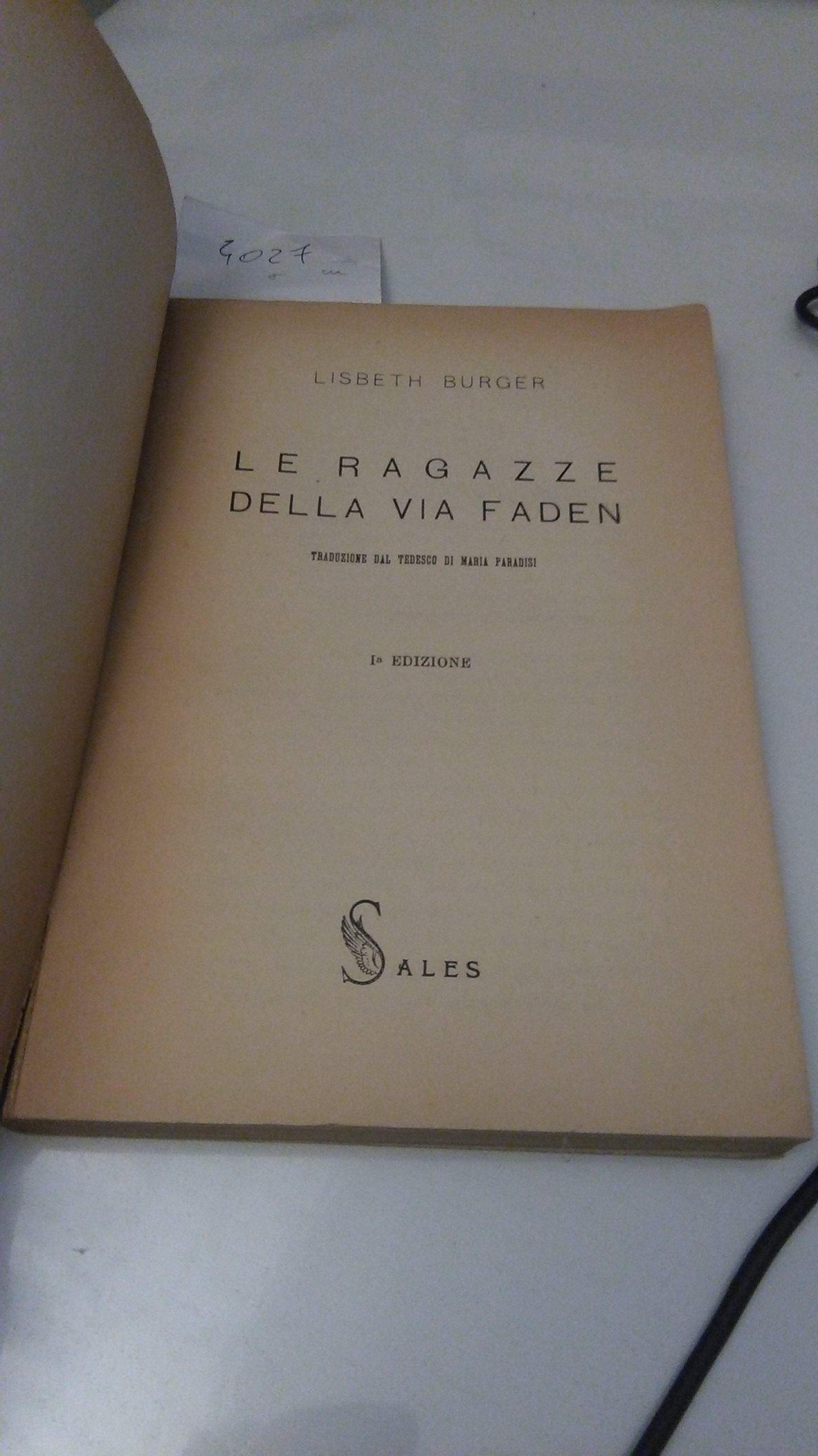 LE RAGAZZE DELLA VIA FADEN