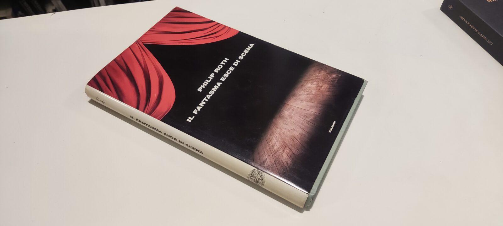 Il Fantasma Esce di Scena