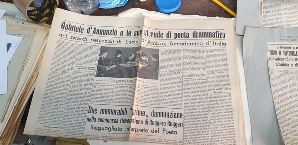 Morte di Gabriele D'Annunzio. Raccolta di pagine di quattro giornali …