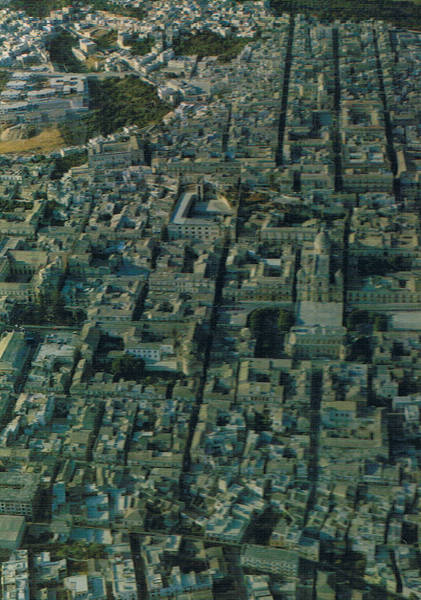 IL sud e le isole. La natura difficile; il peso …