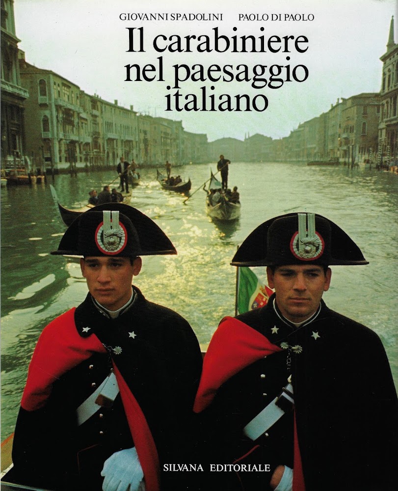 Il carabiniere nel paesaggio italiano