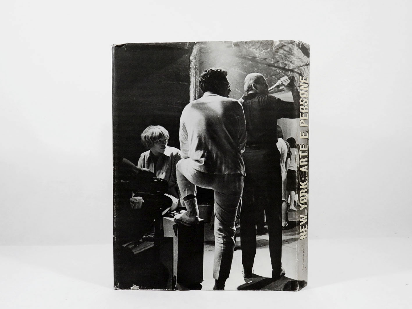 New York: arte e persone. Fotografie di Ugo Mulas. Testo …