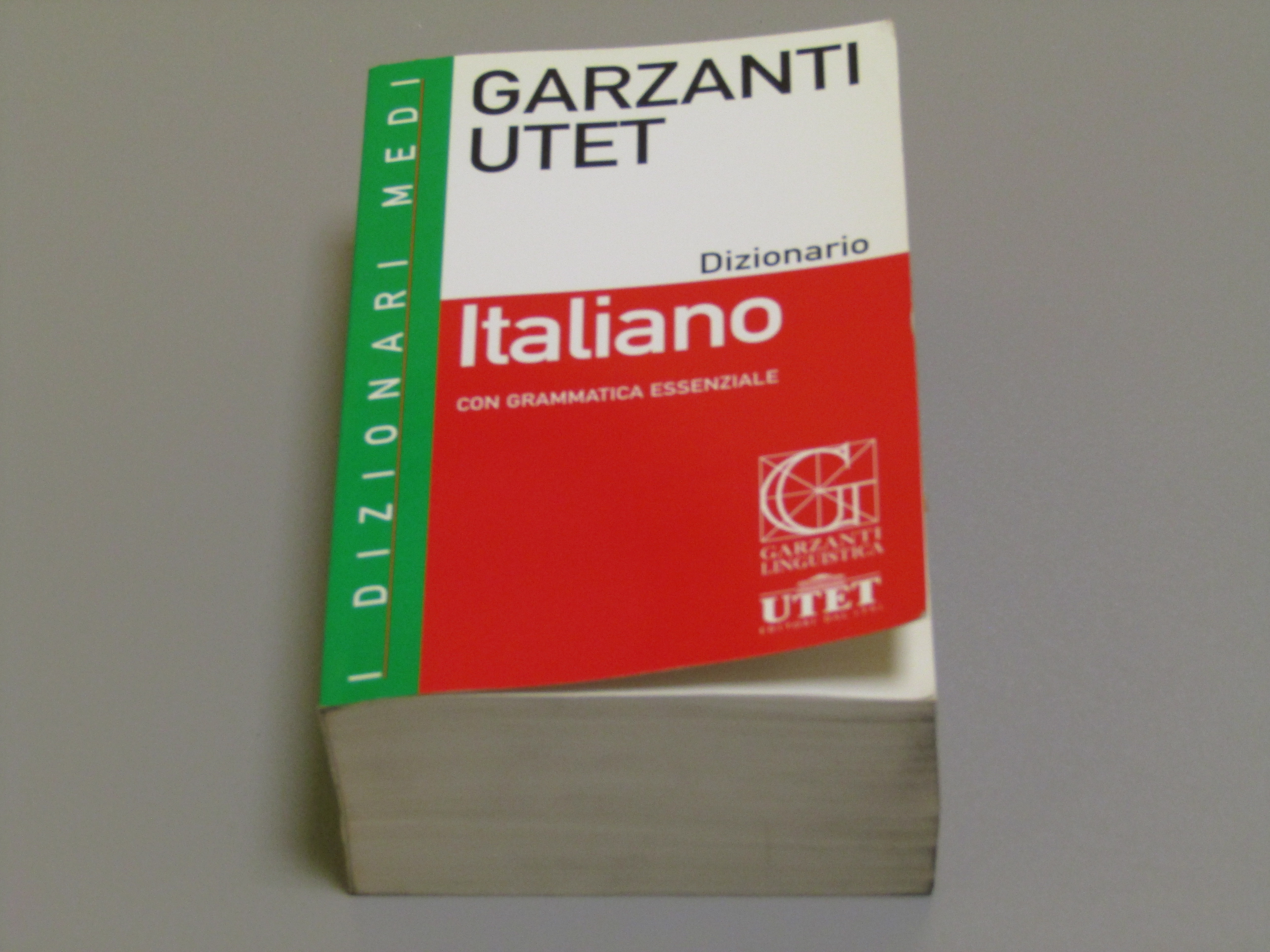 AA. VV. Dizionario italiano. UTET. 2004 - V