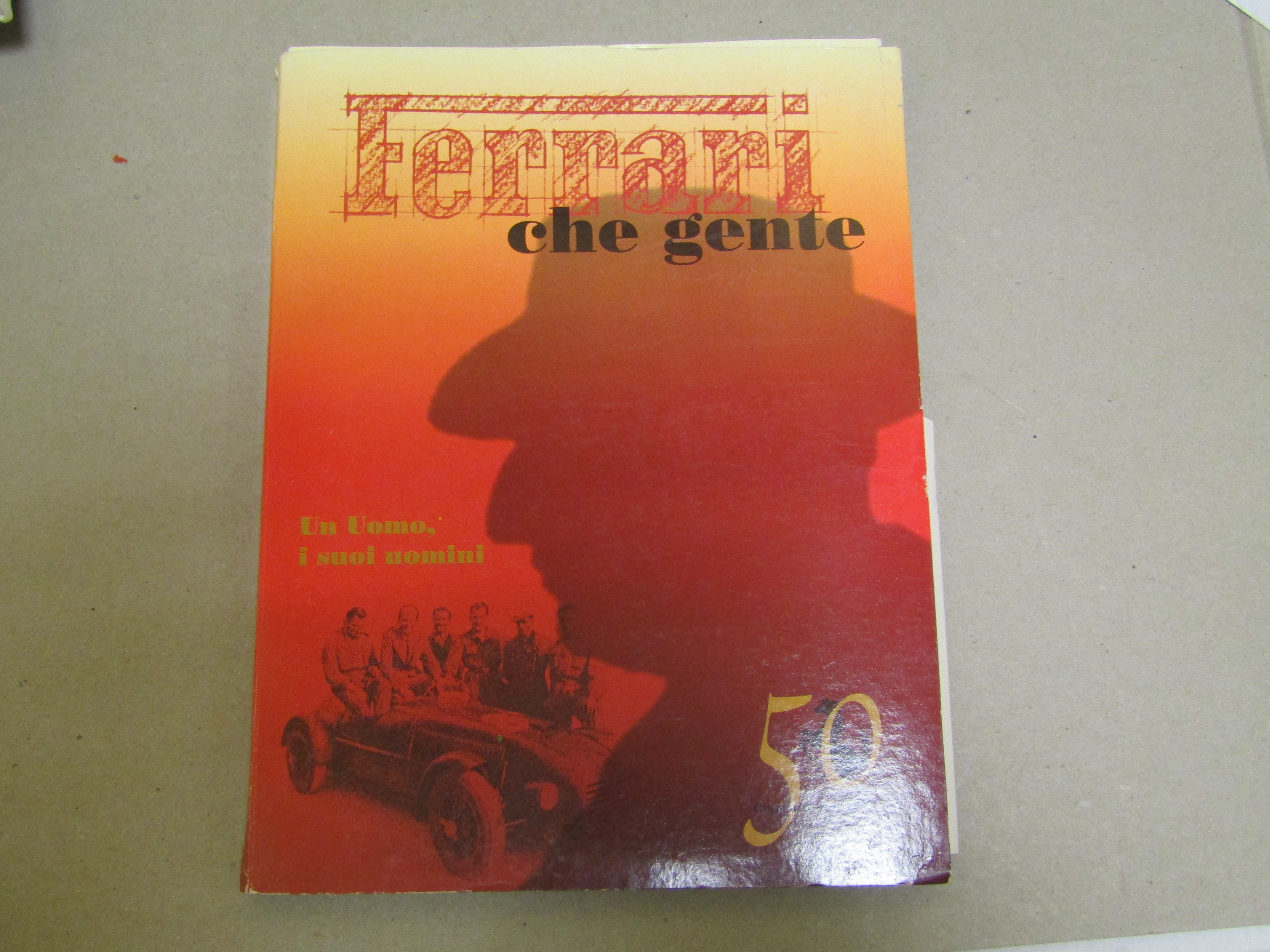 AA.VV. Ferrari che gente. 5 fascicoli