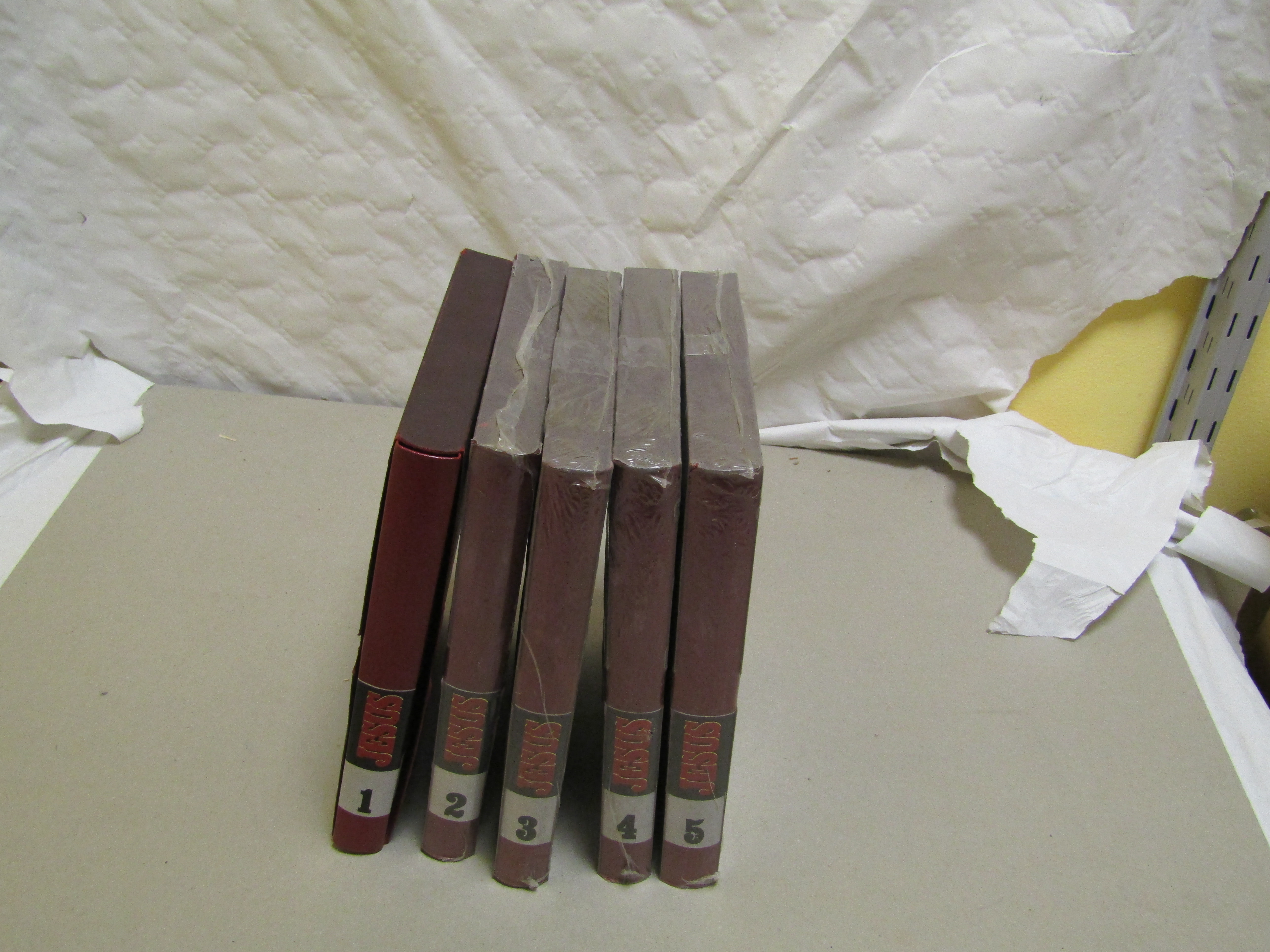 AA. VV. Jesus. Storia di Cristo