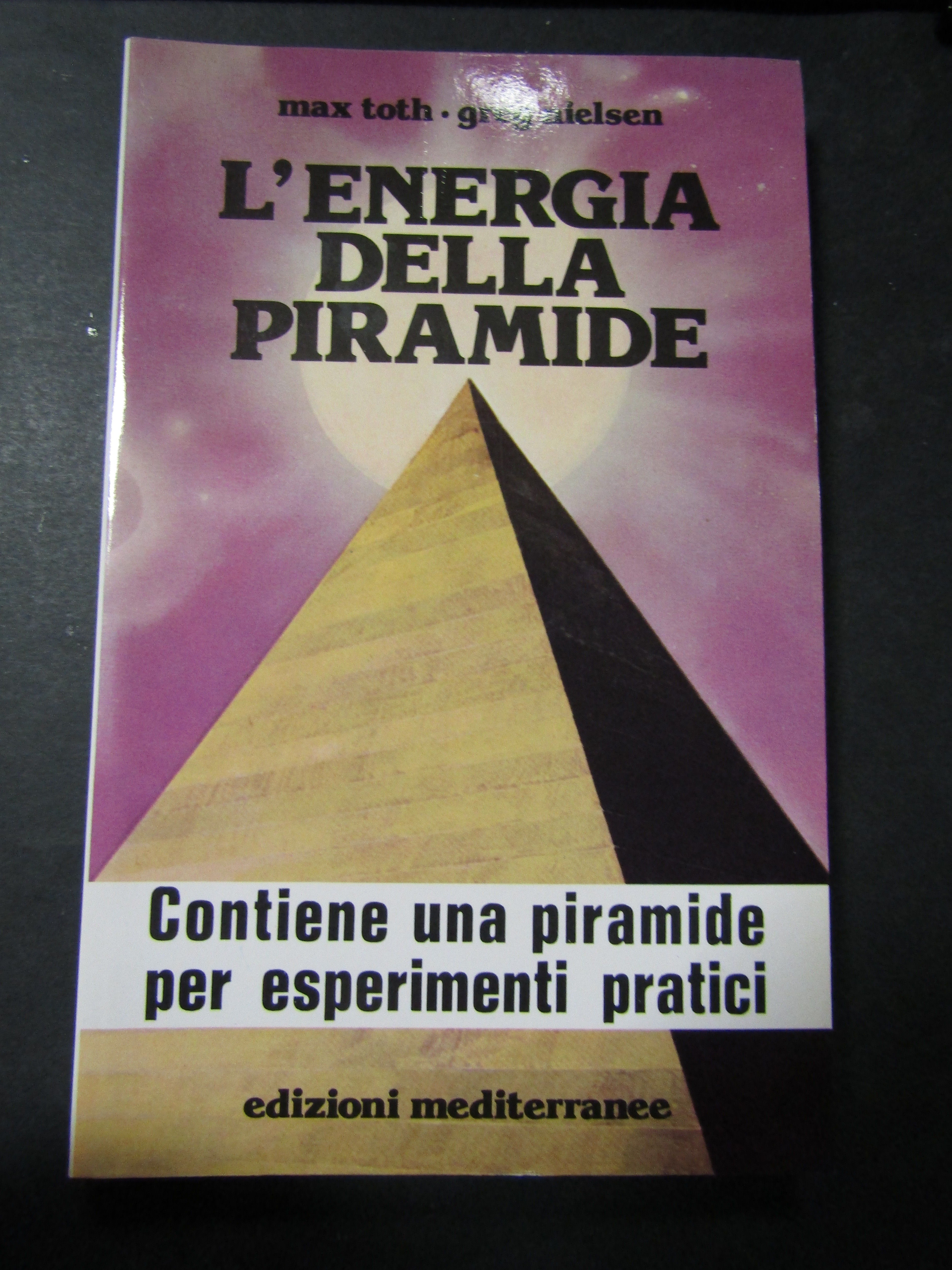 AA.VV. L'energia della piramide. Mediterranee. 1993