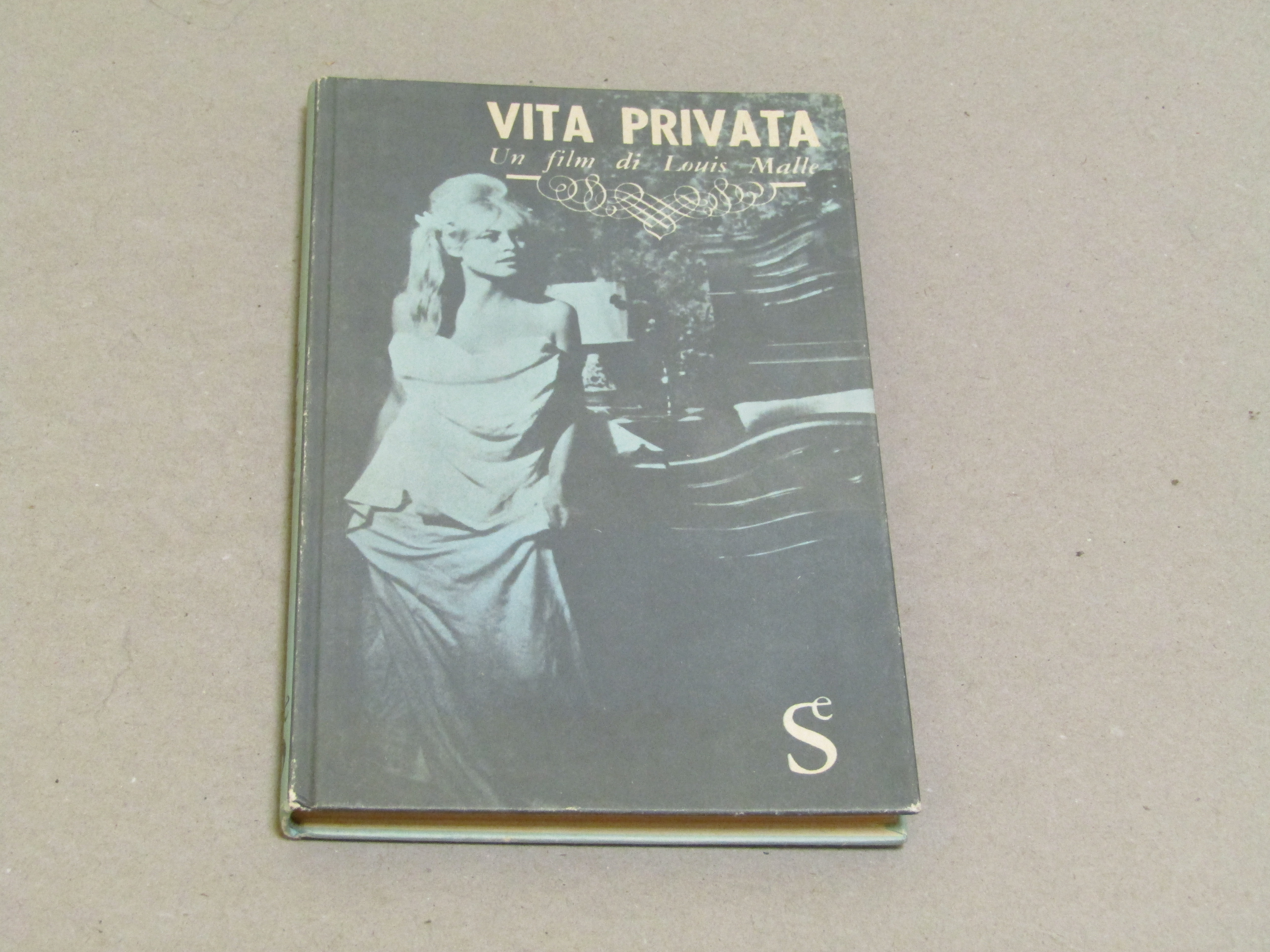 AA. VV. Vita privata