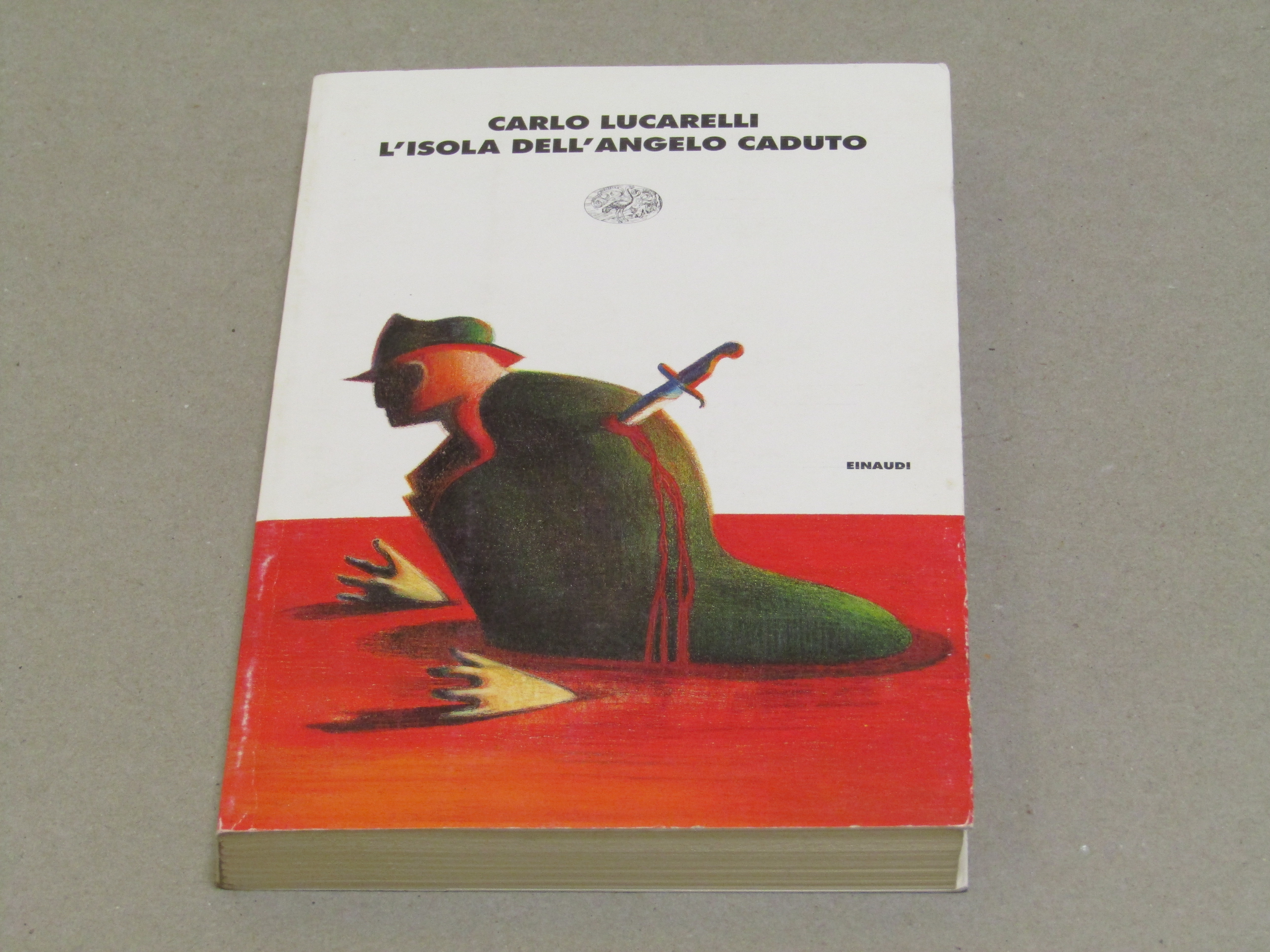 Carlo Lucarelli. L'isola dell'angelo caduto