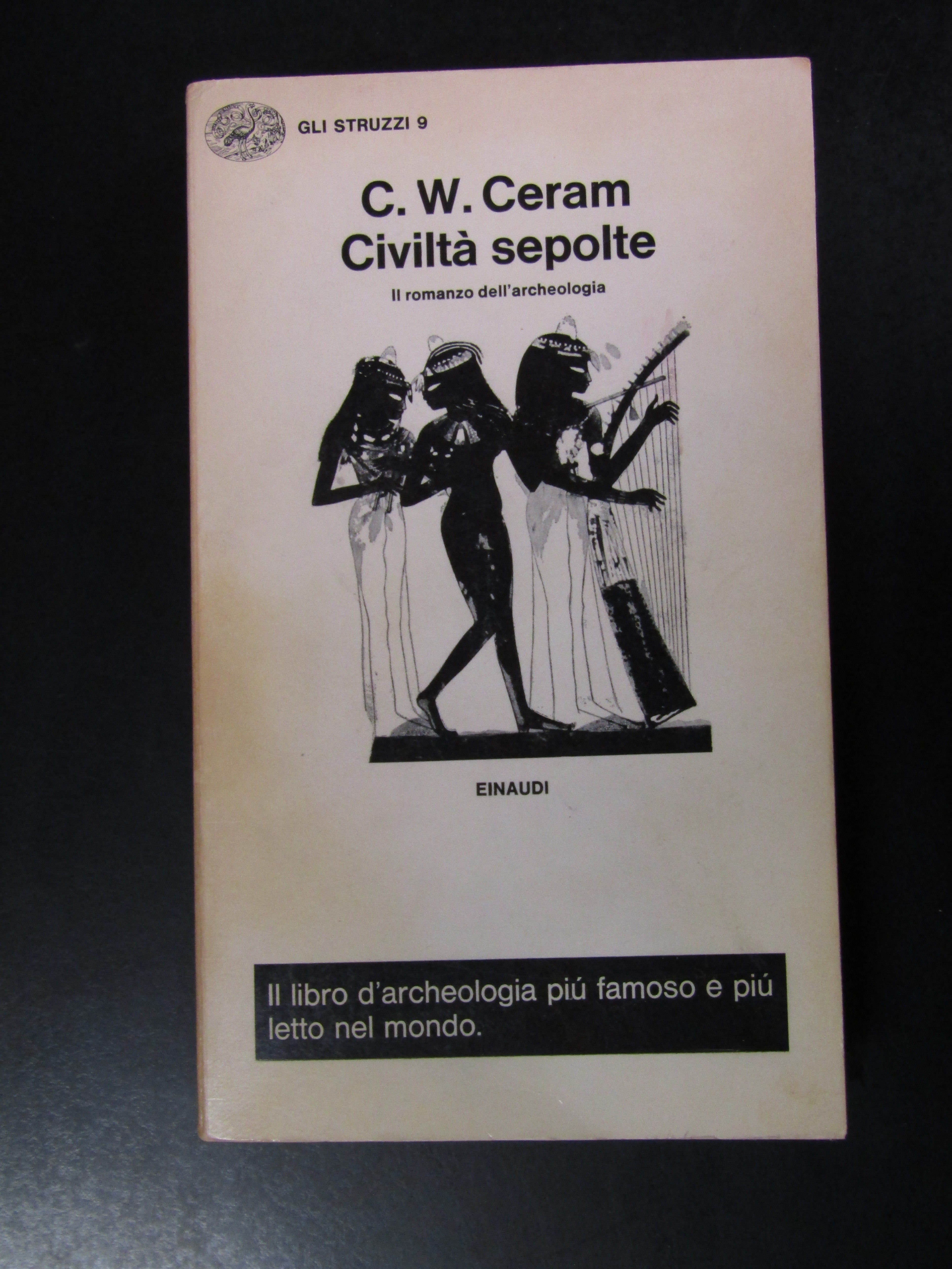 Ceram C. W. Civiltà sepolte. Einaudi 1970.