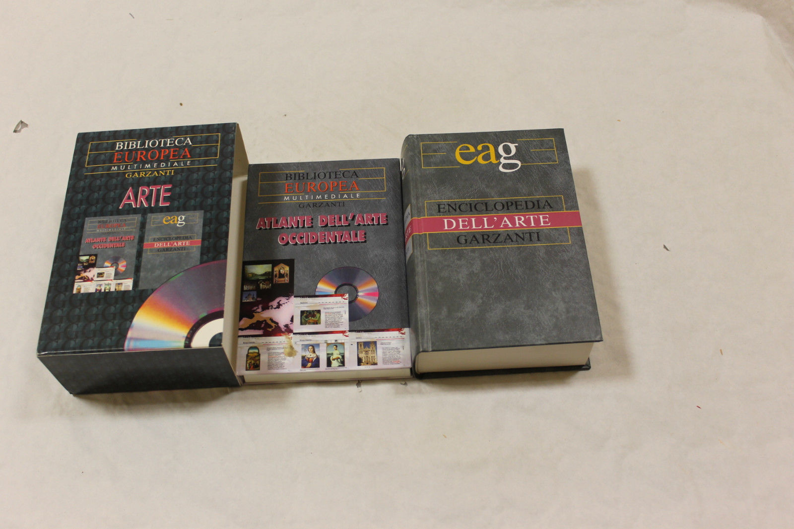 Enciclopedia dell'arte Garzanti + Atlante dell'arte occidentale + CD