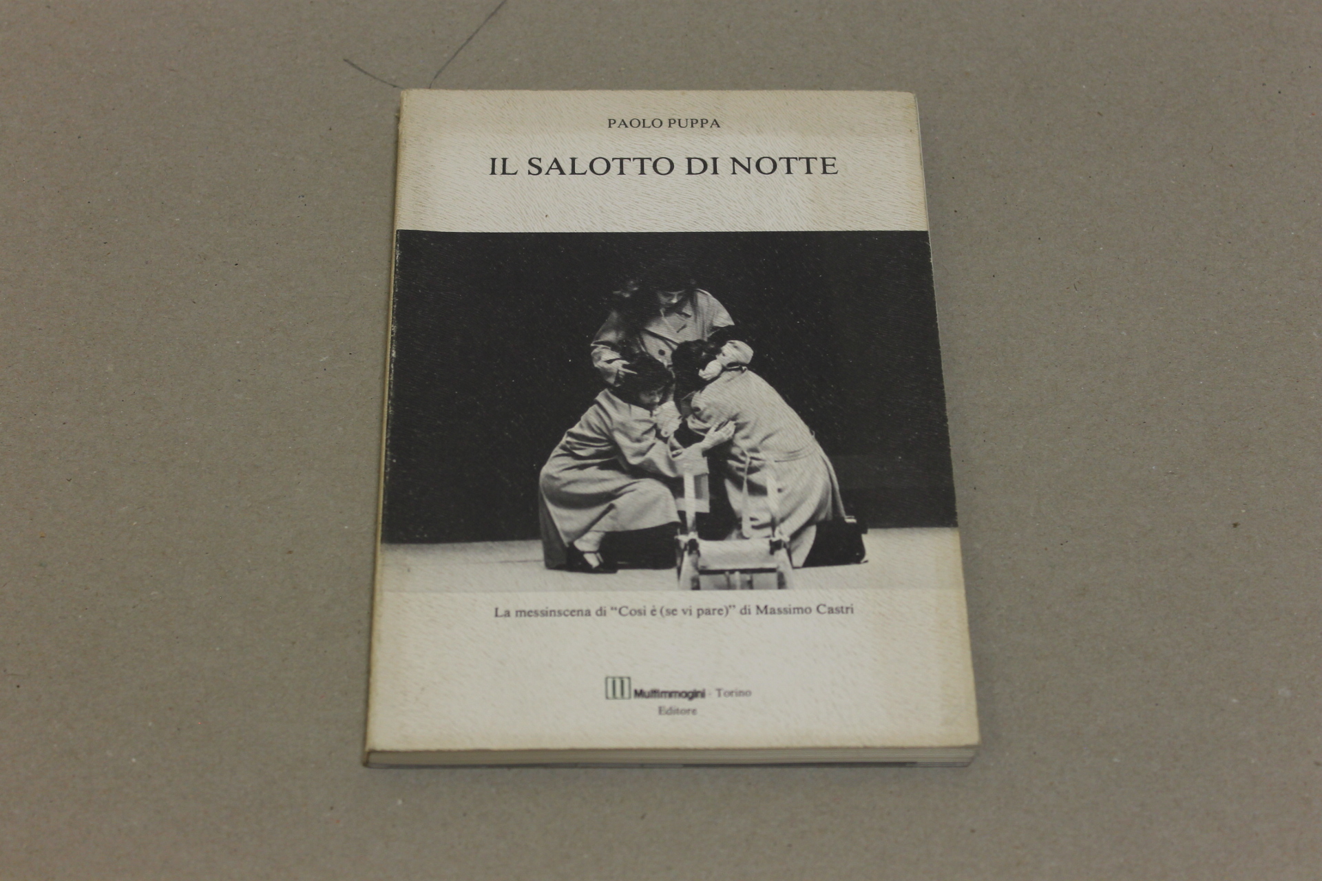 Il salotto di notte