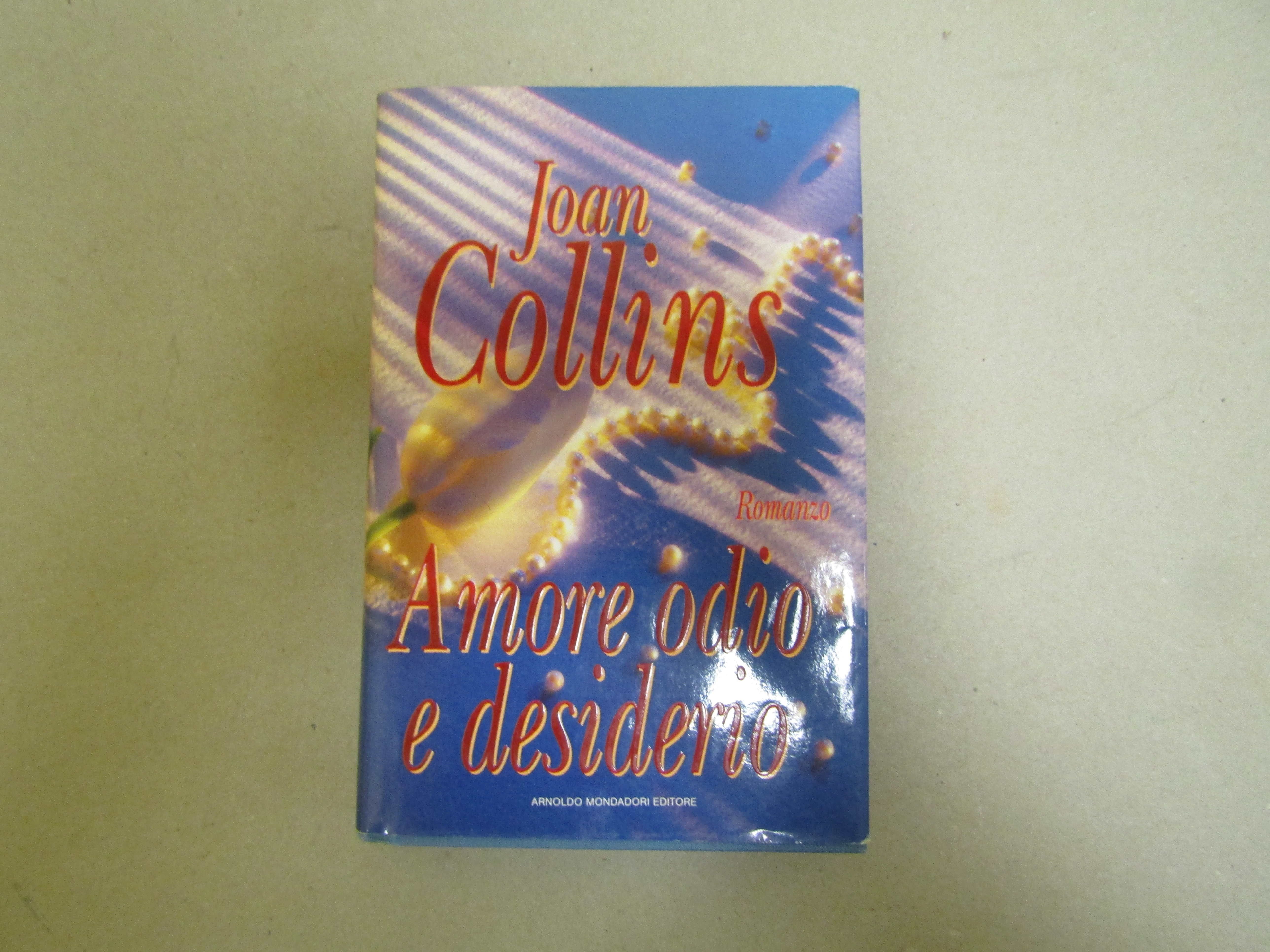 Joan Collins. Amore odio e desiderio.