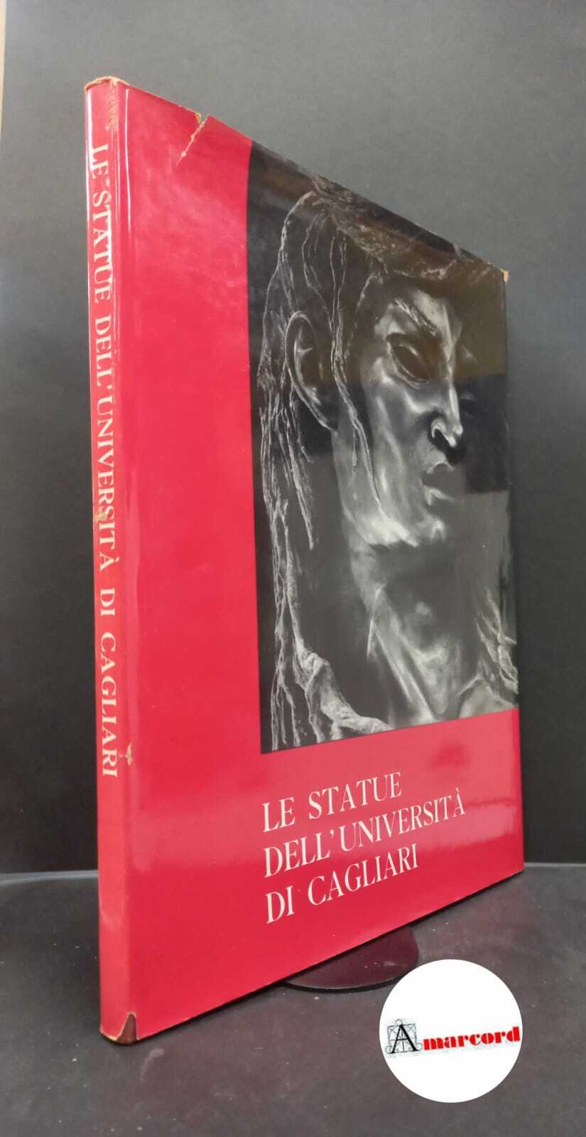 le statue dell'universita di cagliari