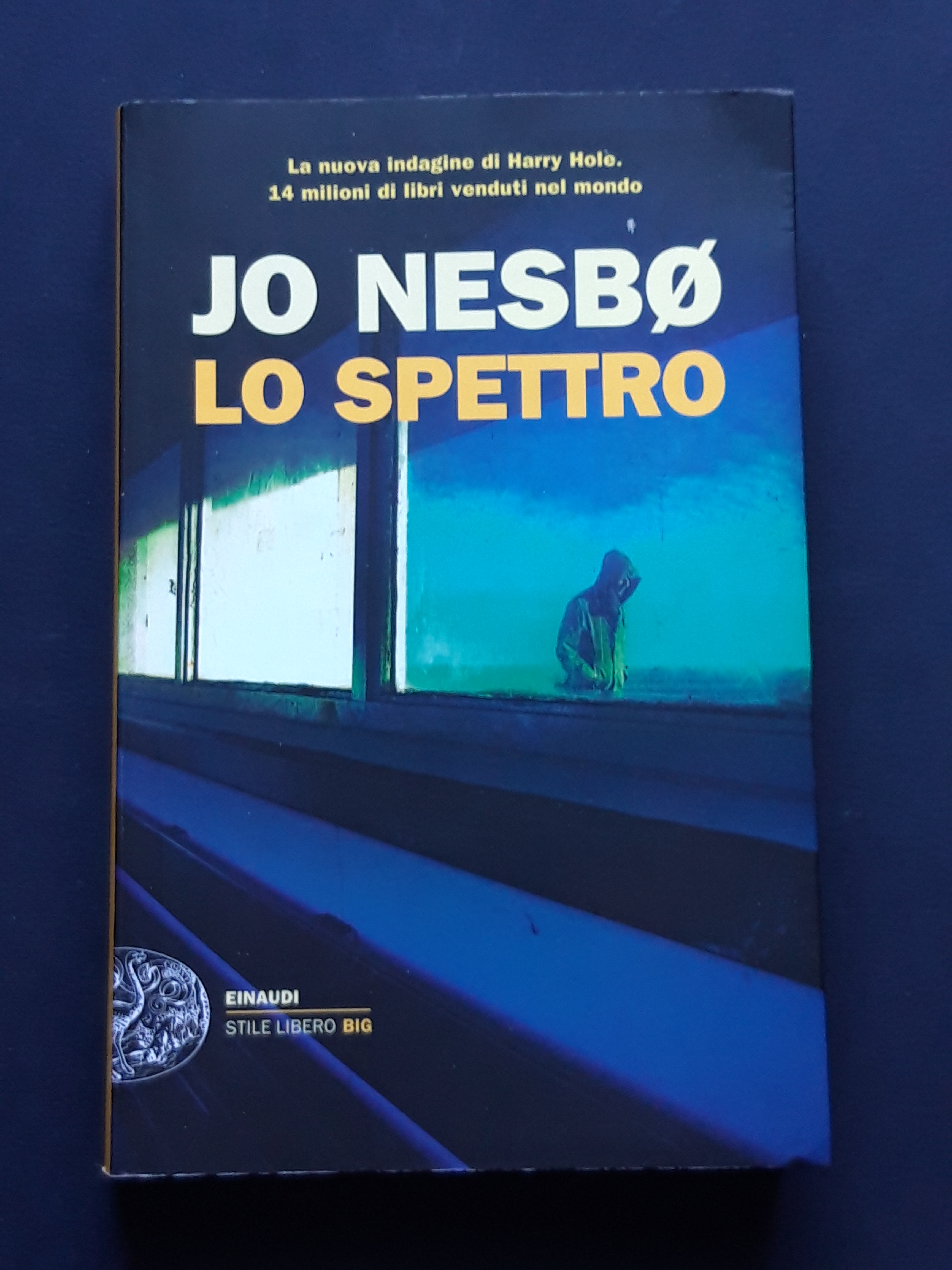 Nesbo Jo, Lo spettro, Einaudi, 2012 - I