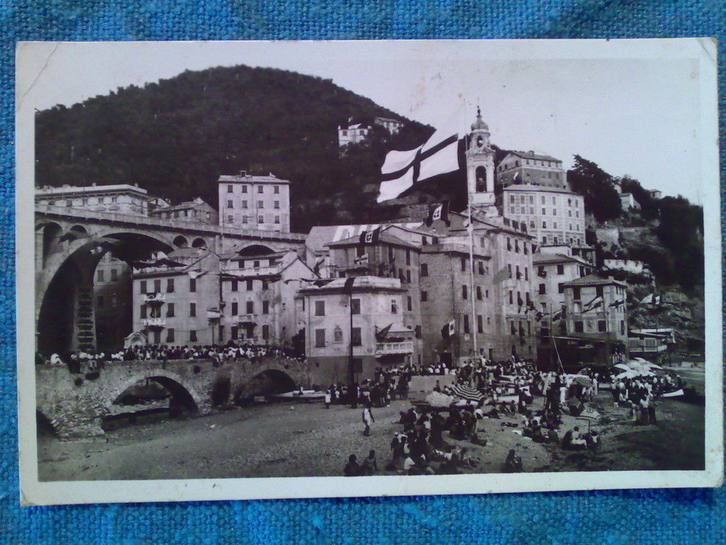 SORI - sulla spiaggia alla vigilia dell'Assunta - 1946