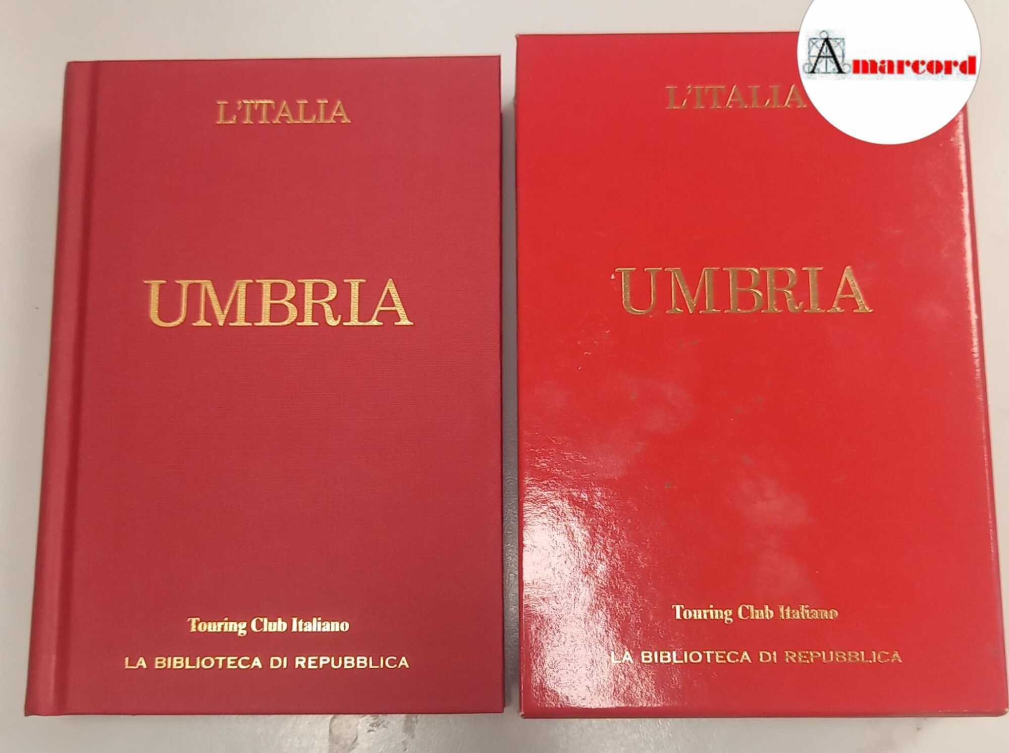 Umbria. Touring Club Italiano. 2004.