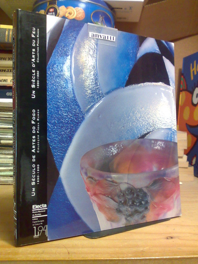 UN SIECLE D' ARTS DU FEU / UN SECULO DE …