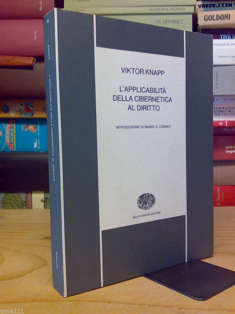 Victor Knapp - L'APPLICABILITA' DELLA CIBERNETICA AL DIRITTO - 1978