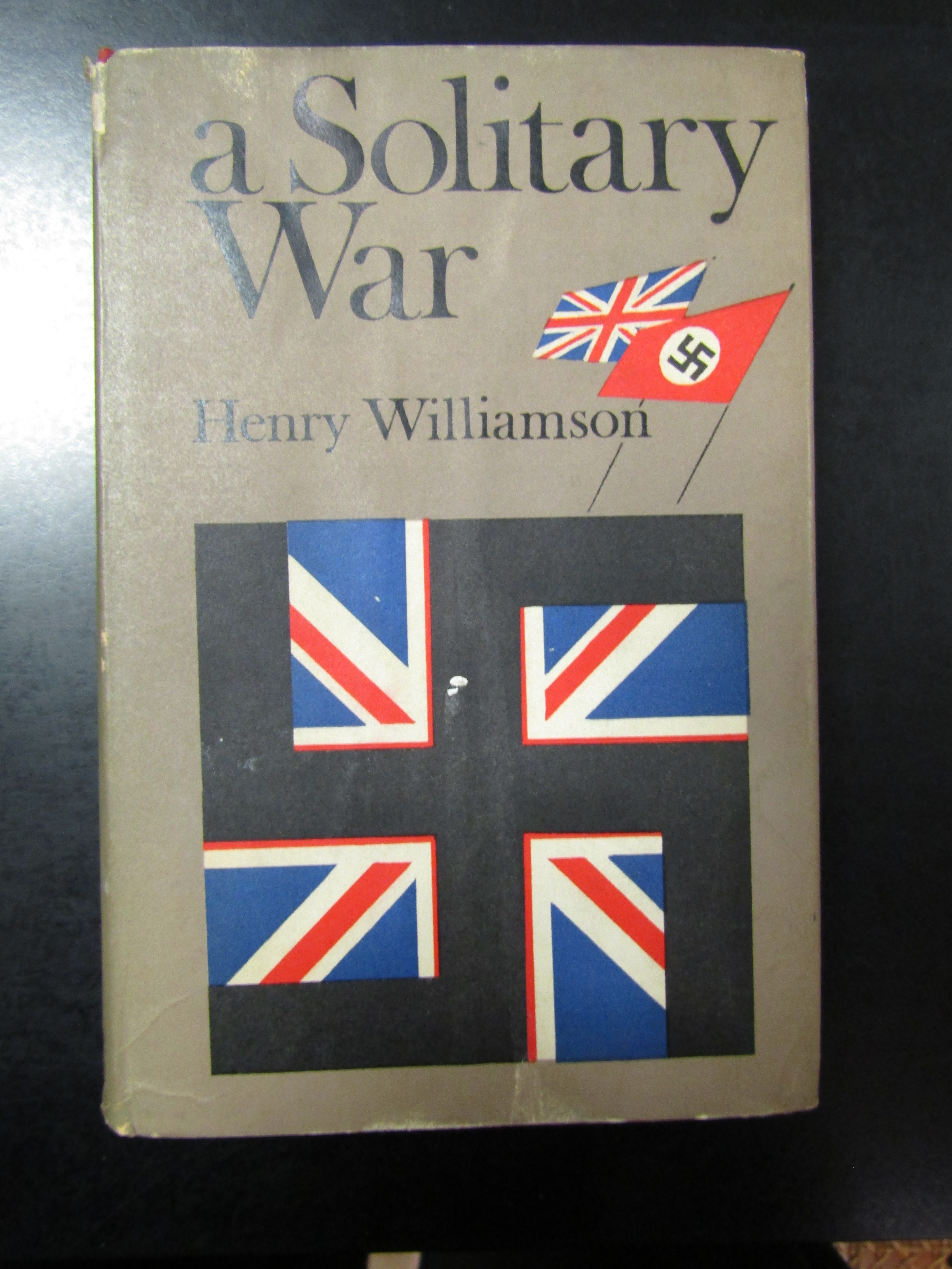 Williamson Henry. A Solitary War. Macdonald 1966.