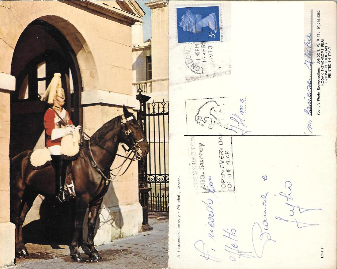 A lifeguardsman on duty. Whitehall. London. Viaggiata1973