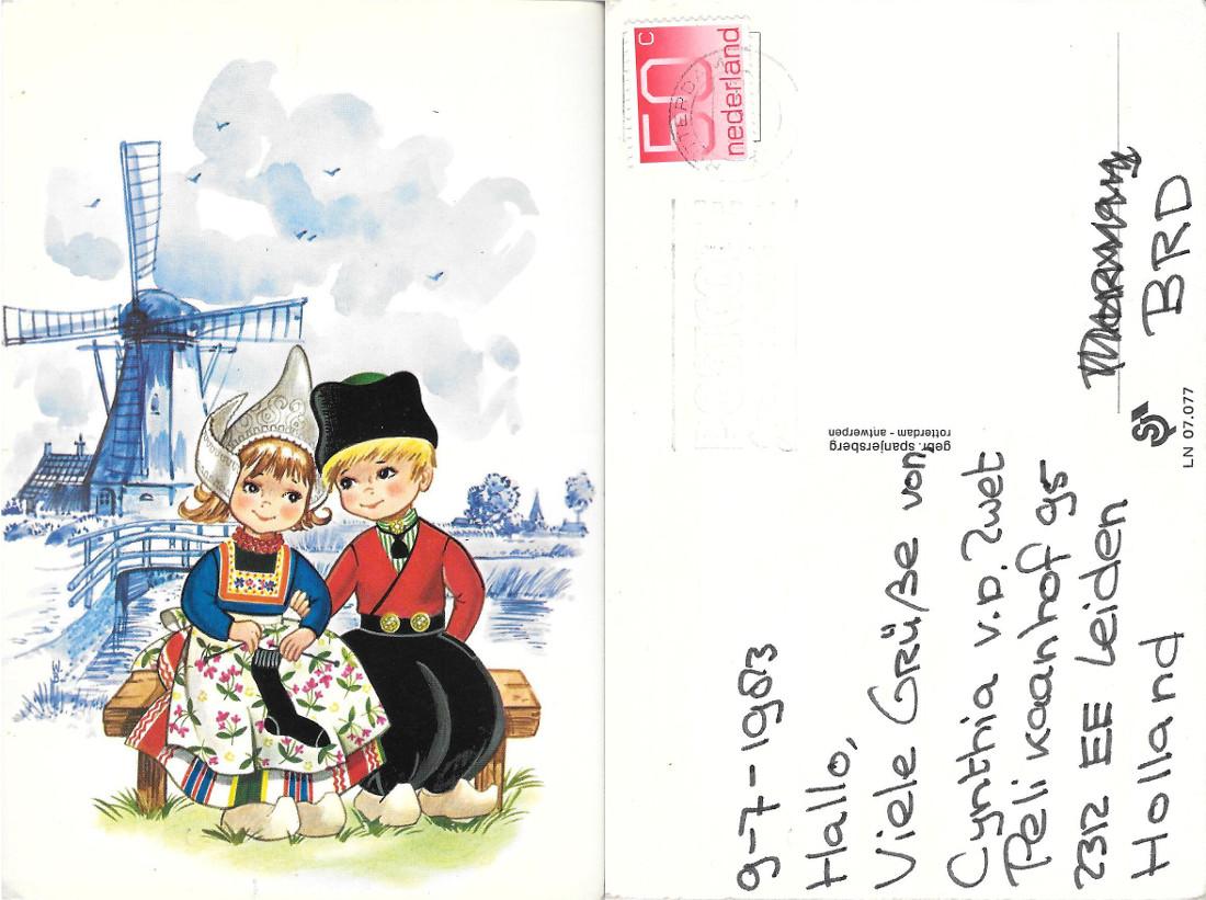 Bambini con costumi tradizionali olandesi. Viaggiata 1983