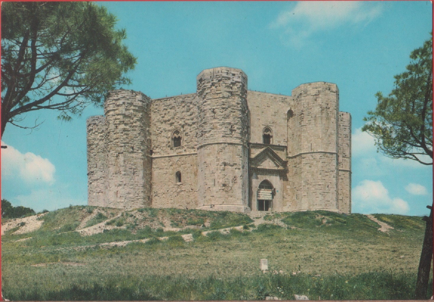 Castel del Monte (BT). Non viaggiata