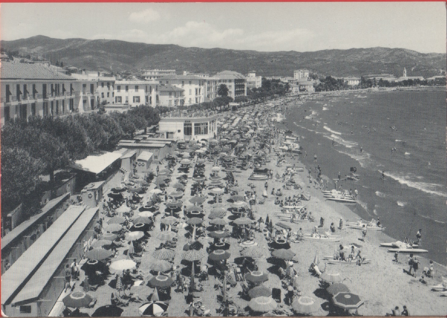 Diano Marina (IM). La spiaggia. Non viaggiata