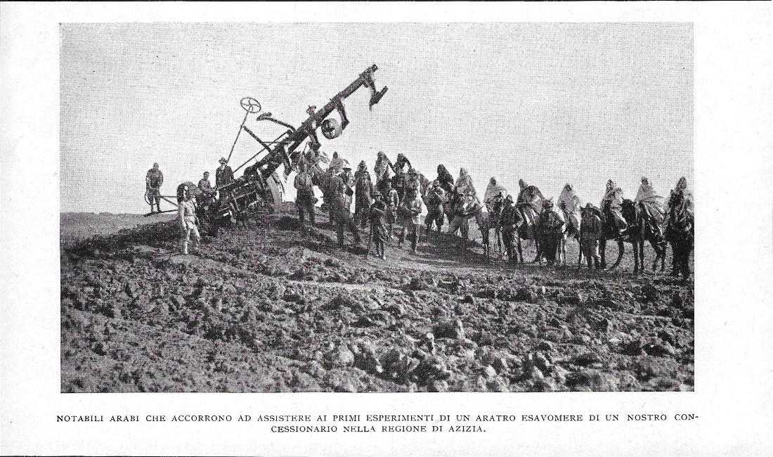 Esperimenti di un aratro esavomere nella regione di Azizia. Stampa …