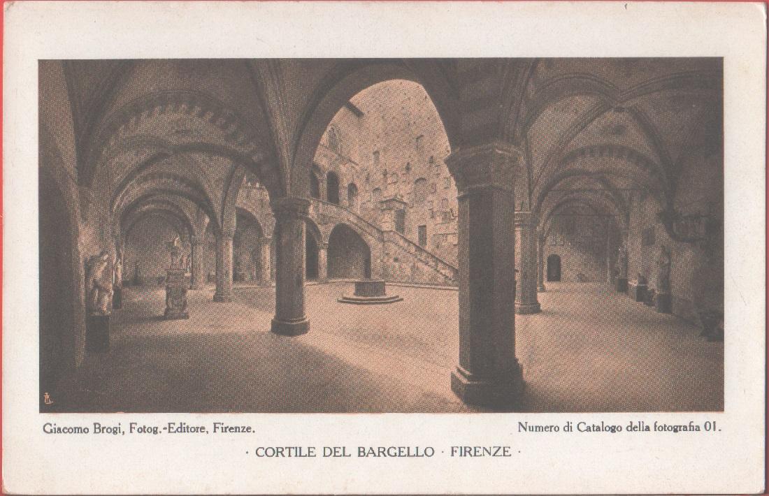 Firenze. Cortile del Bargello. Non viaggiata, originale