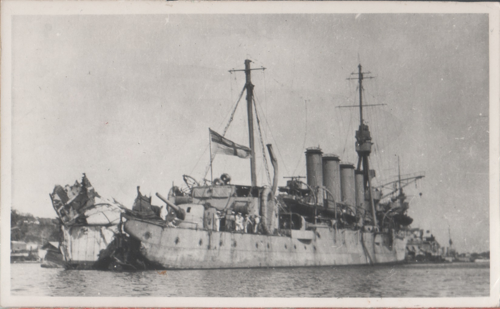 HMS Weymouth (1910). Photo