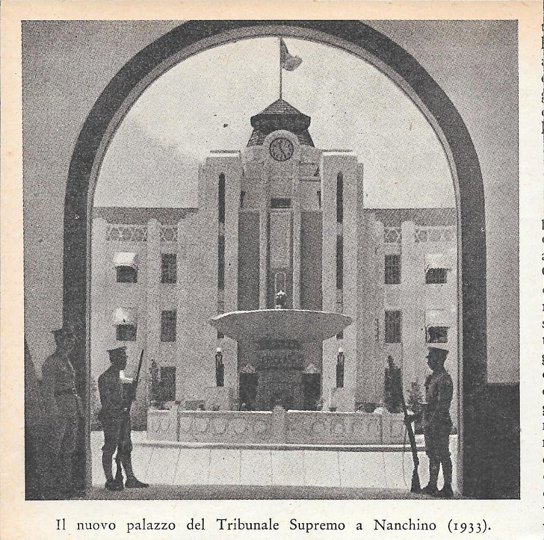 Il nuovo palazzo del Tribunale Supremo a Nanchino. Stampa 1934