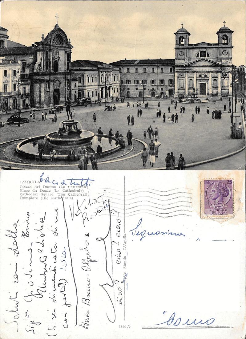 L'Aquila, Piazza del Duomo. La Cattedrale. Viaggiata