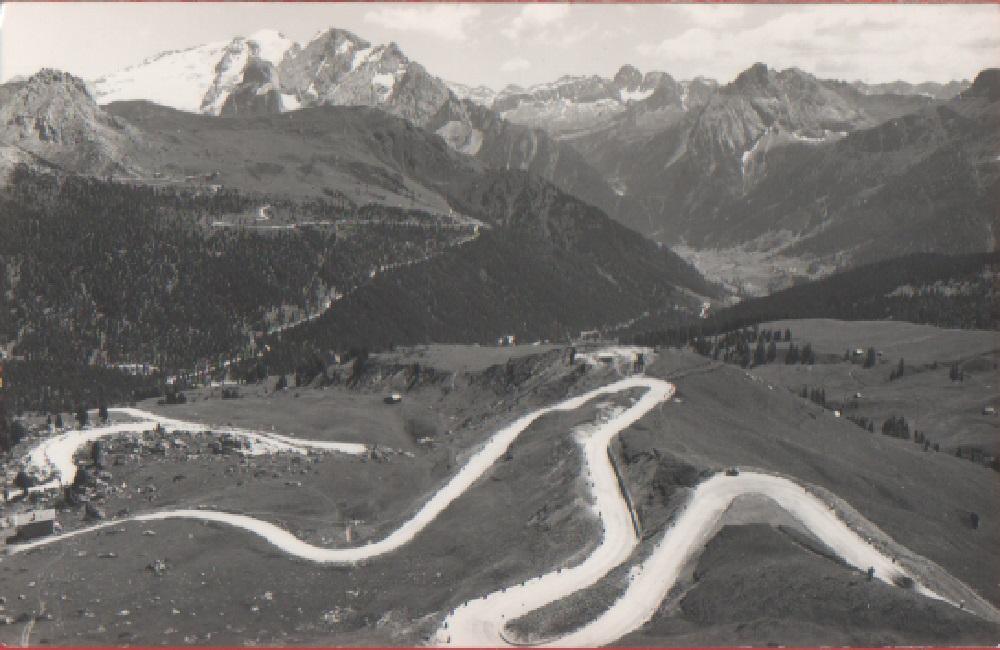 La Marmolada dal Passo Sella. Non viaggiata