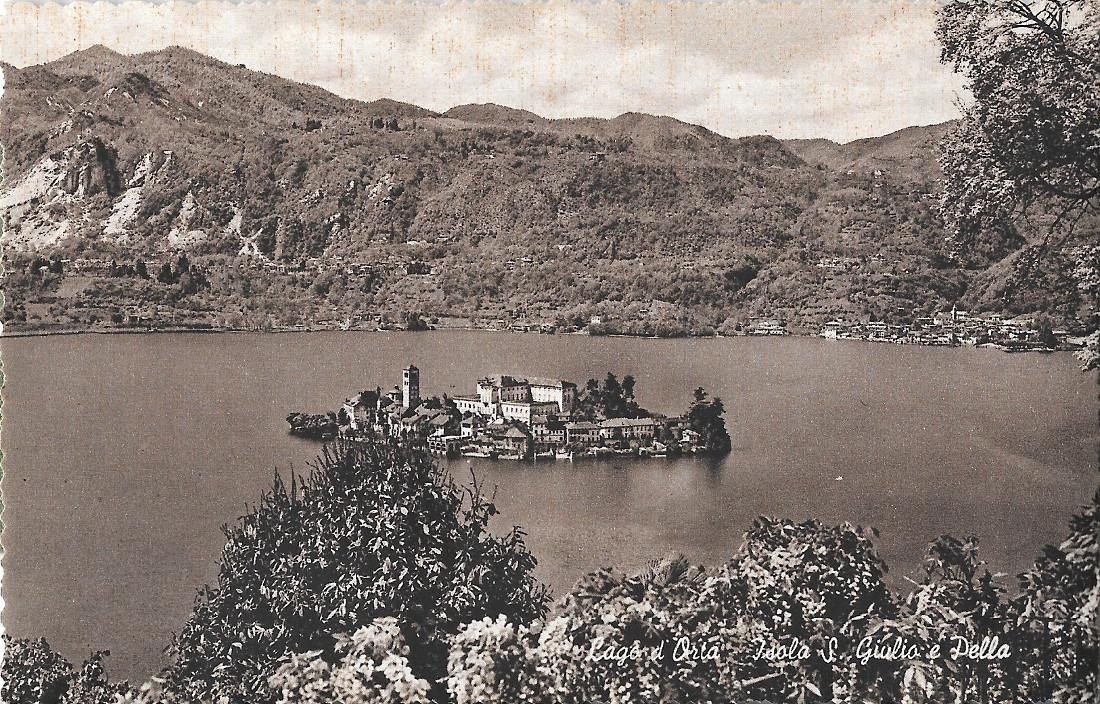 Lago d'Orta. Isola S. Giulio e Pella. Non viaggiata